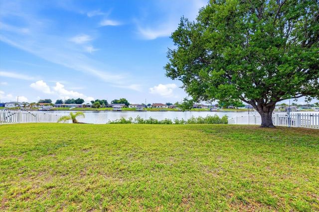 814 ELLICOTT CIRCLE NW, Port Charlotte, FL 33952