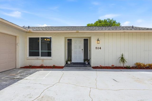 814 ELLICOTT CIRCLE NW, Port Charlotte, FL 33952