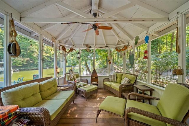 724 Lakeshore Drive, Berkeley Lake, GA 30096