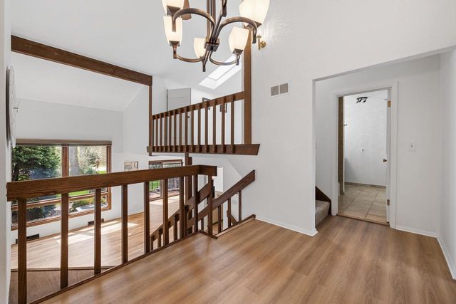 12808 Colony DRIVE, Mequon, WI 53097