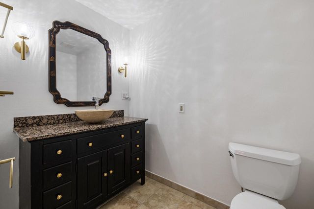 12808 Colony DRIVE, Mequon, WI 53097