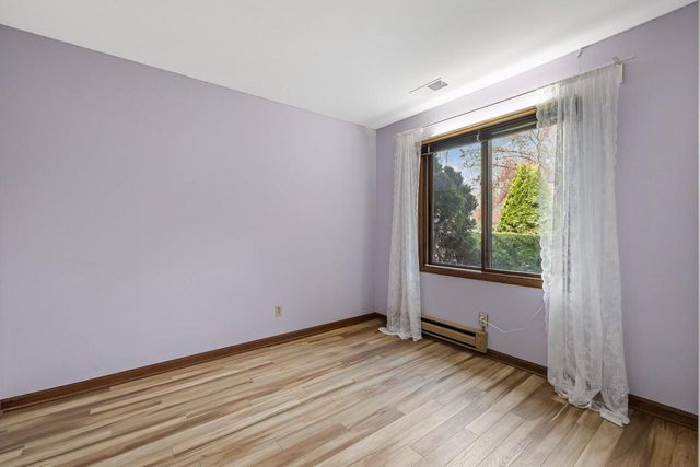 12808 Colony DRIVE, Mequon, WI 53097