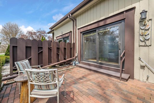 12808 Colony DRIVE, Mequon, WI 53097
