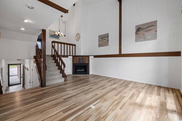 12808 Colony DRIVE, Mequon, WI 53097