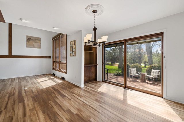 12808 Colony DRIVE, Mequon, WI 53097