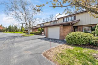 12808 Colony DRIVE, Mequon, WI 53097
