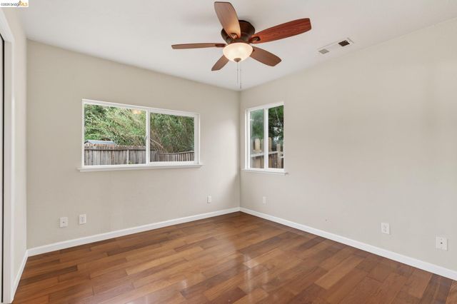 2465 Mountain View Dr, Concord, CA 94520
