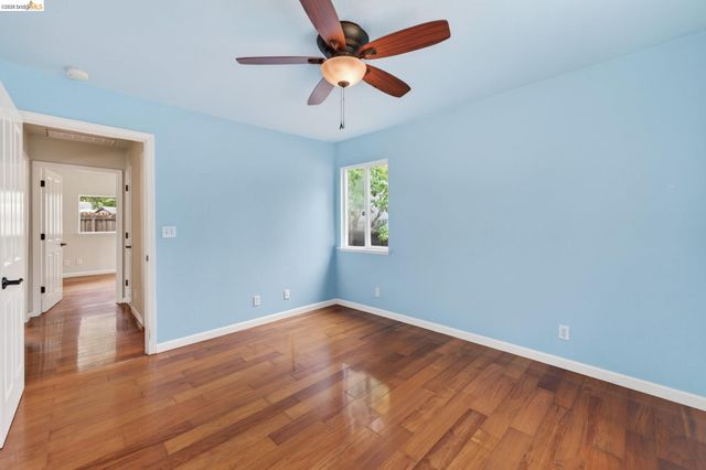 2465 Mountain View Dr, Concord, CA 94520