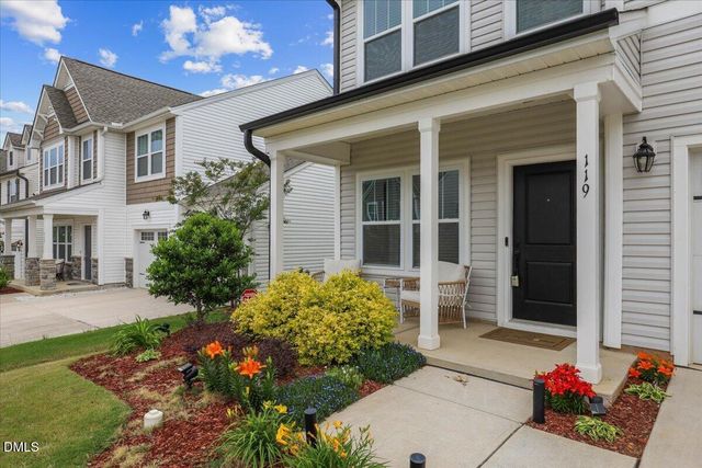 119 Bent Willow Drive, Clayton, NC 27527