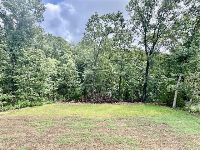 27 Kirkcudbright Lane, Bella Vista, AR 72715