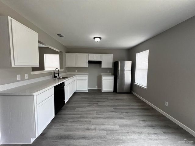 2912 Ozark Avenue, Mcallen, TX 78504