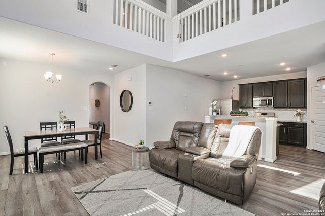 16615 Ginger Crossing, Elmendorf, TX 78112