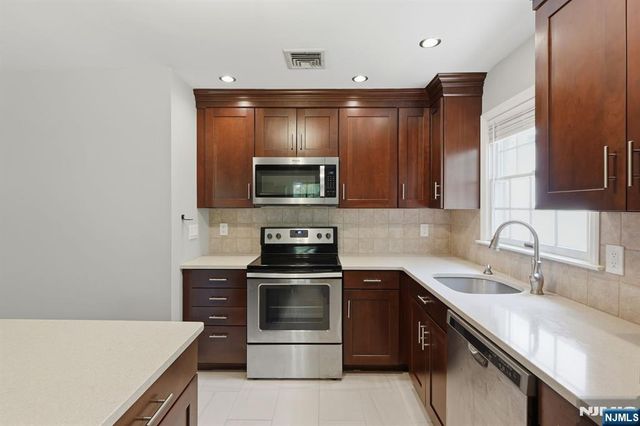117 S Maple 1172, Park Ridge, NJ 07656
