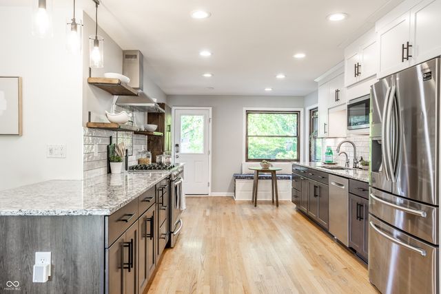6830 N Delaware Street, Indianapolis, IN 46220