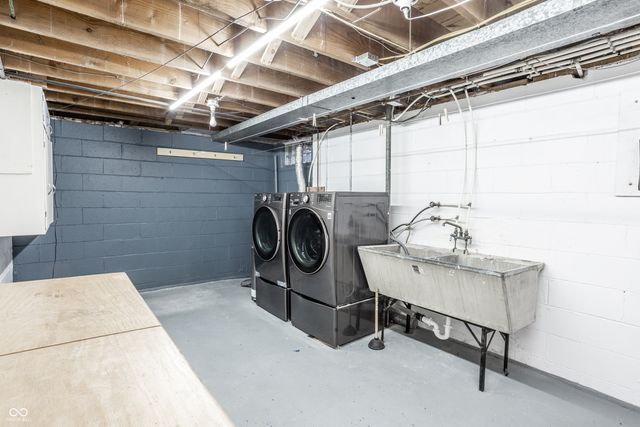 6830 N Delaware Street, Indianapolis, IN 46220