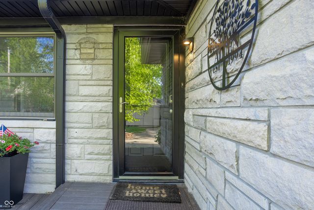 6830 N Delaware Street, Indianapolis, IN 46220