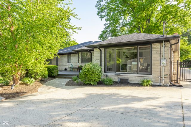 6830 N Delaware Street, Indianapolis, IN 46220