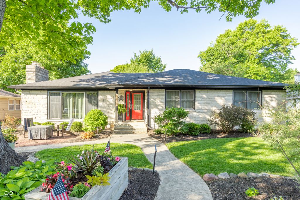 6830 N Delaware Street, Indianapolis, IN 46220