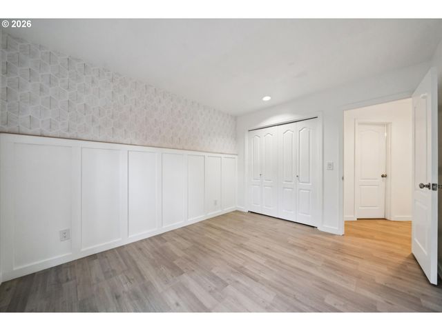 3302 Ne OLYMPIC St, Hillsboro, OR 97124
