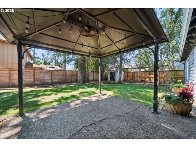 3302 Ne OLYMPIC St, Hillsboro, OR 97124