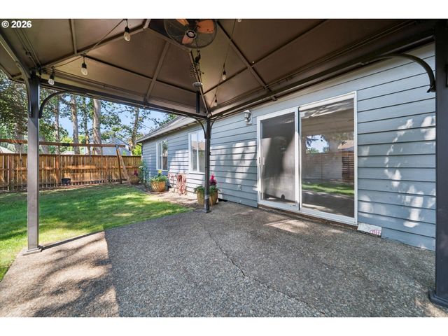 3302 Ne OLYMPIC St, Hillsboro, OR 97124