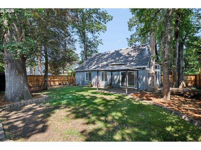 3302 Ne OLYMPIC St, Hillsboro, OR 97124