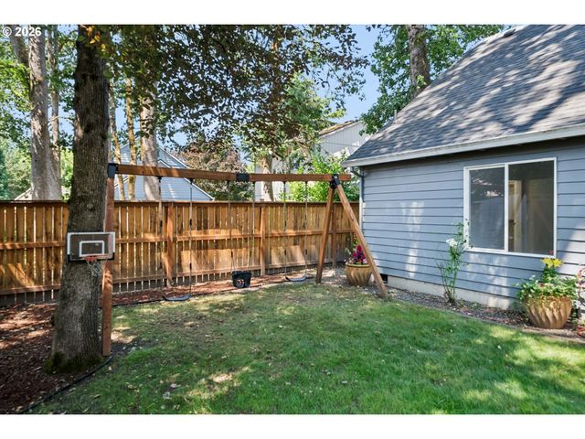3302 Ne OLYMPIC St, Hillsboro, OR 97124