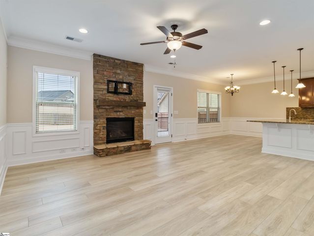 19 Heydon Hall Court, Simpsonville, SC 29680