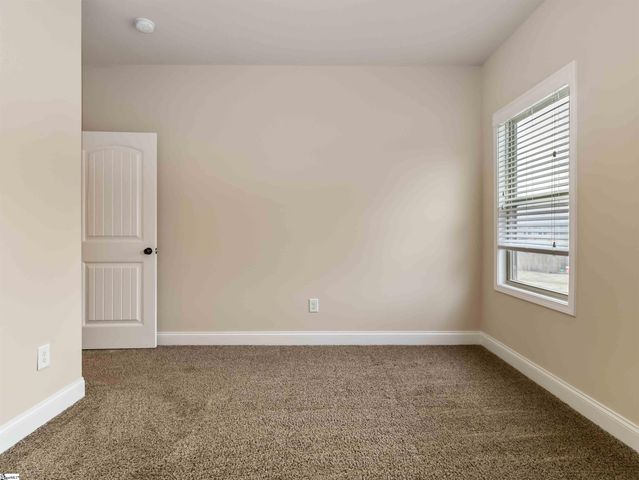 19 Heydon Hall Court, Simpsonville, SC 29680