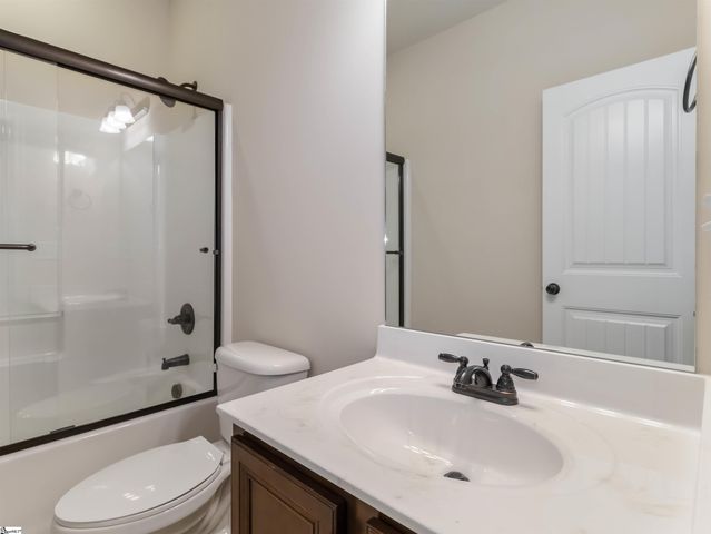 19 Heydon Hall Court, Simpsonville, SC 29680