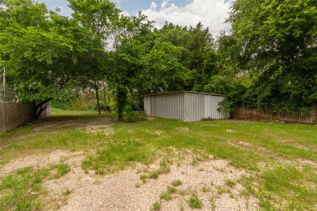 2239 Dowdy Ferry Road, Dallas, TX 75217