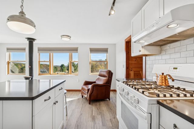 691 Cemetery Street, Brookfield, VT 05036