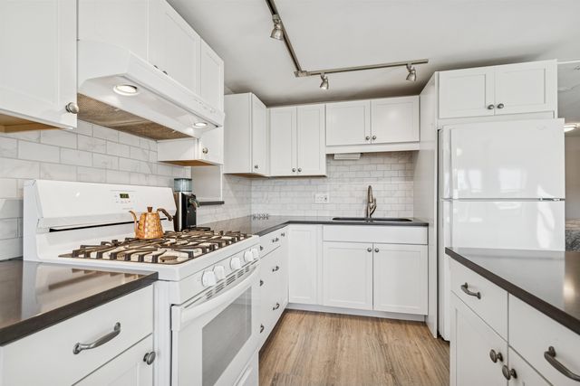 691 Cemetery Street, Brookfield, VT 05036