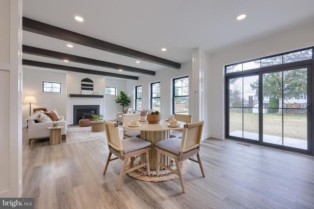 514 WOODCREST AVE, Lititz, PA 17543