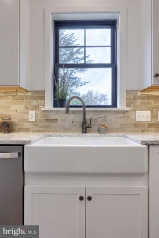 514 WOODCREST AVE, Lititz, PA 17543