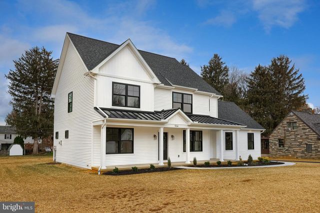 514 WOODCREST AVE, Lititz, PA 17543