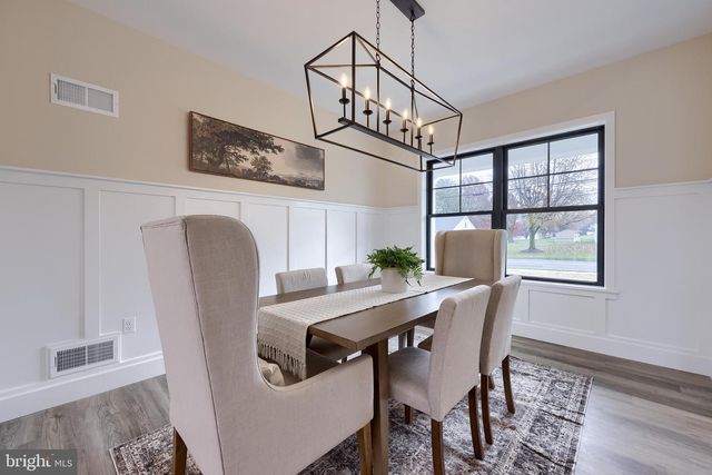 514 WOODCREST AVE, Lititz, PA 17543