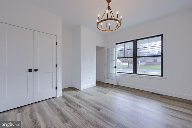 514 WOODCREST AVE, Lititz, PA 17543