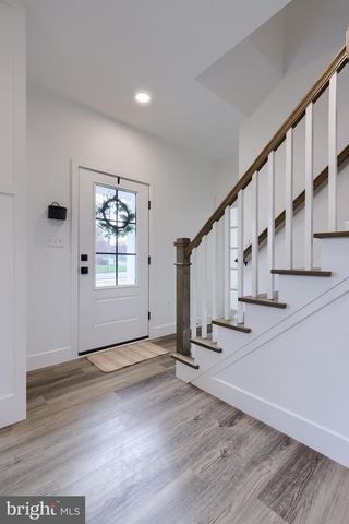 514 WOODCREST AVE, Lititz, PA 17543