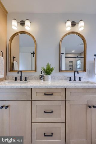 514 WOODCREST AVE, Lititz, PA 17543