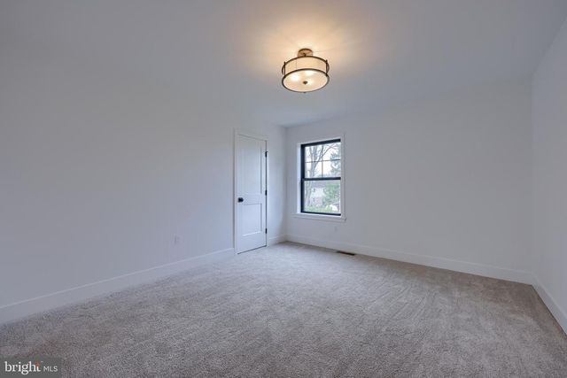 514 WOODCREST AVE, Lititz, PA 17543