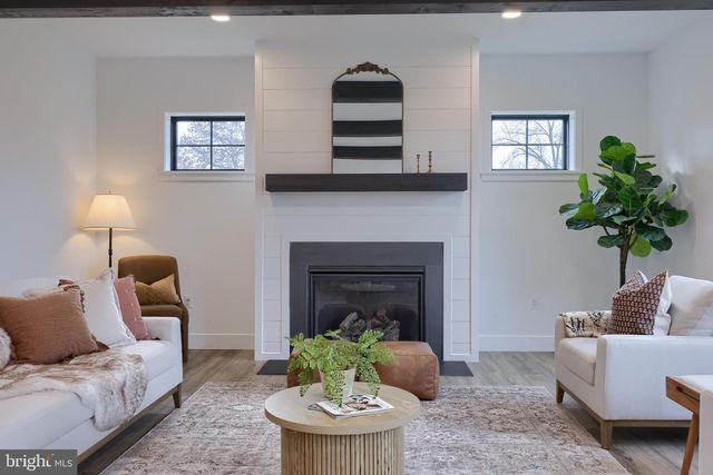 514 WOODCREST AVE, Lititz, PA 17543