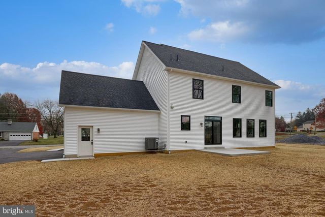 514 WOODCREST AVE, Lititz, PA 17543