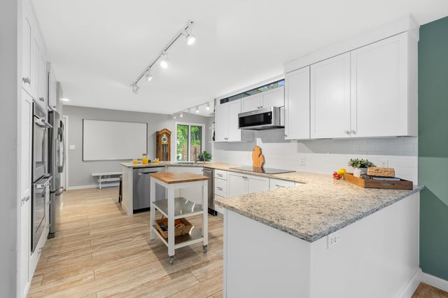 2320 Niles Avenue, St. Joseph, MI 49085