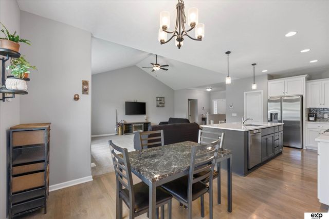 7155 Harvest Drive, Papillion, NE 68133