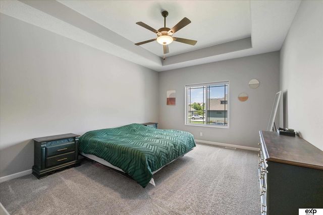 7155 Harvest Drive, Papillion, NE 68133