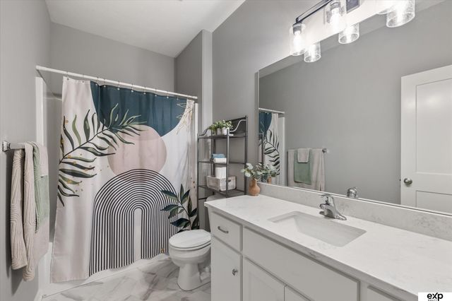 7155 Harvest Drive, Papillion, NE 68133