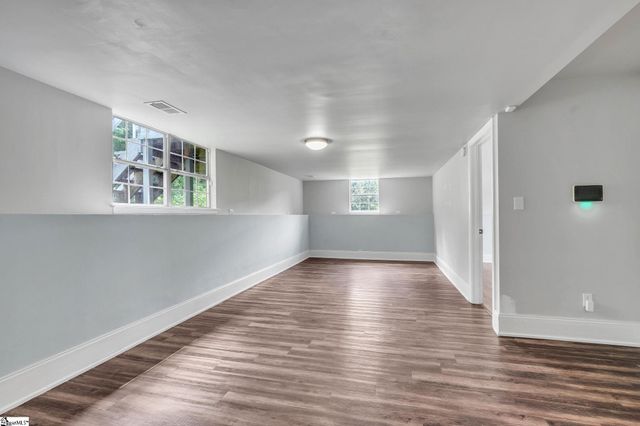 431 Maplewood Circle, Greer, SC 29651