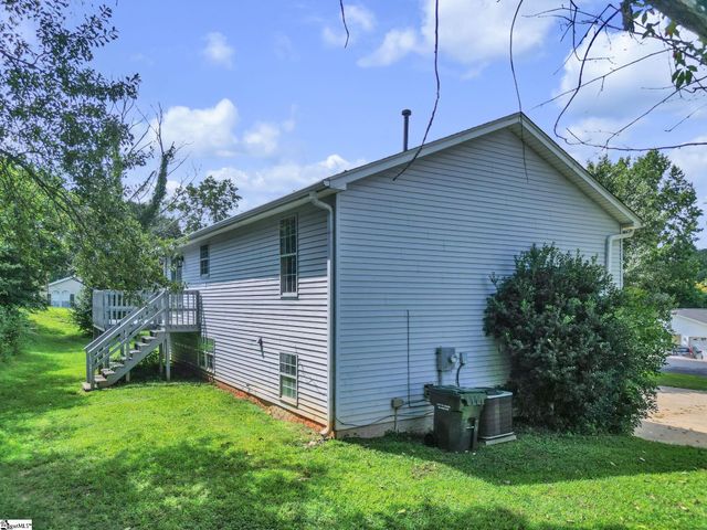 431 Maplewood Circle, Greer, SC 29651