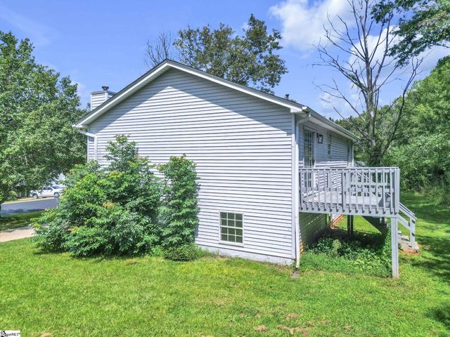 431 Maplewood Circle, Greer, SC 29651